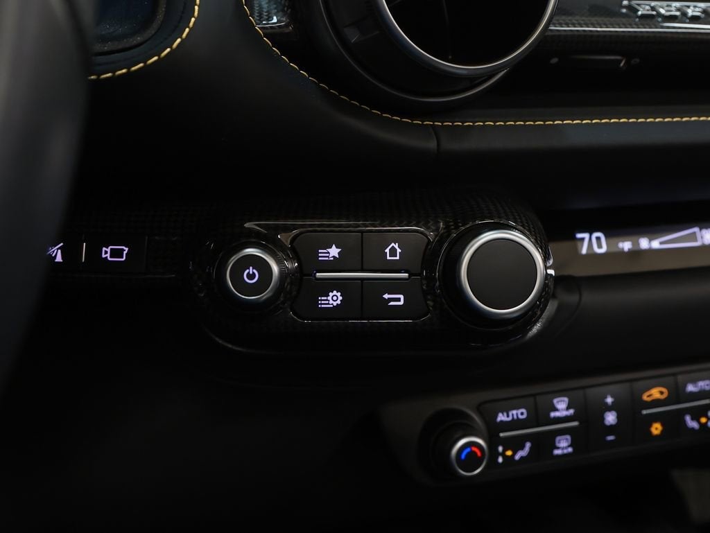 2021 Ferrari 812 GTS Base