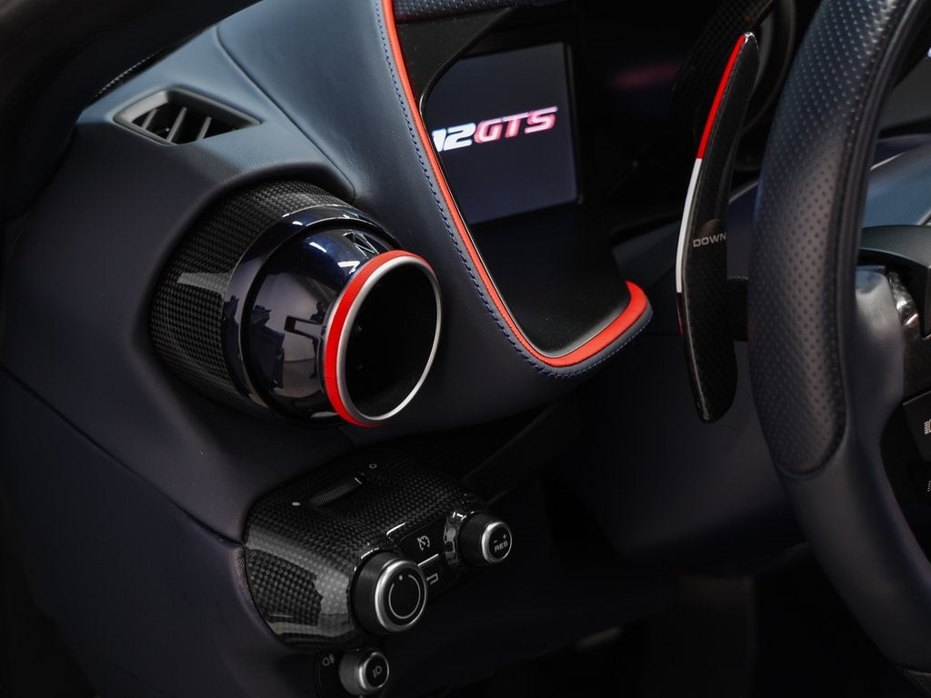 2021 Ferrari 812 GTS Base