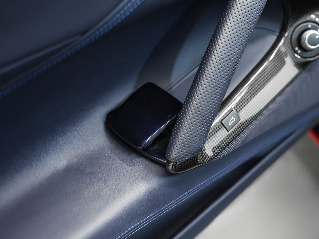 2021 Ferrari 812 GTS Base