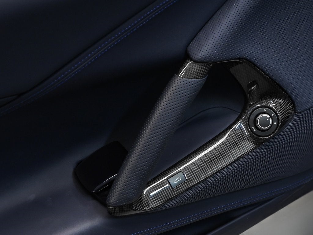 2021 Ferrari 812 GTS Base