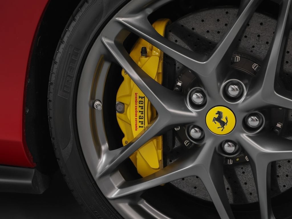 2023 Ferrari Roma Base