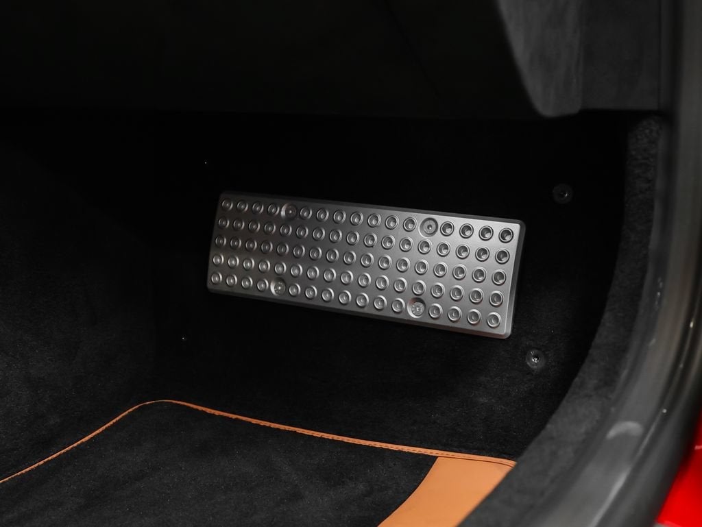 2023 Ferrari Roma Base