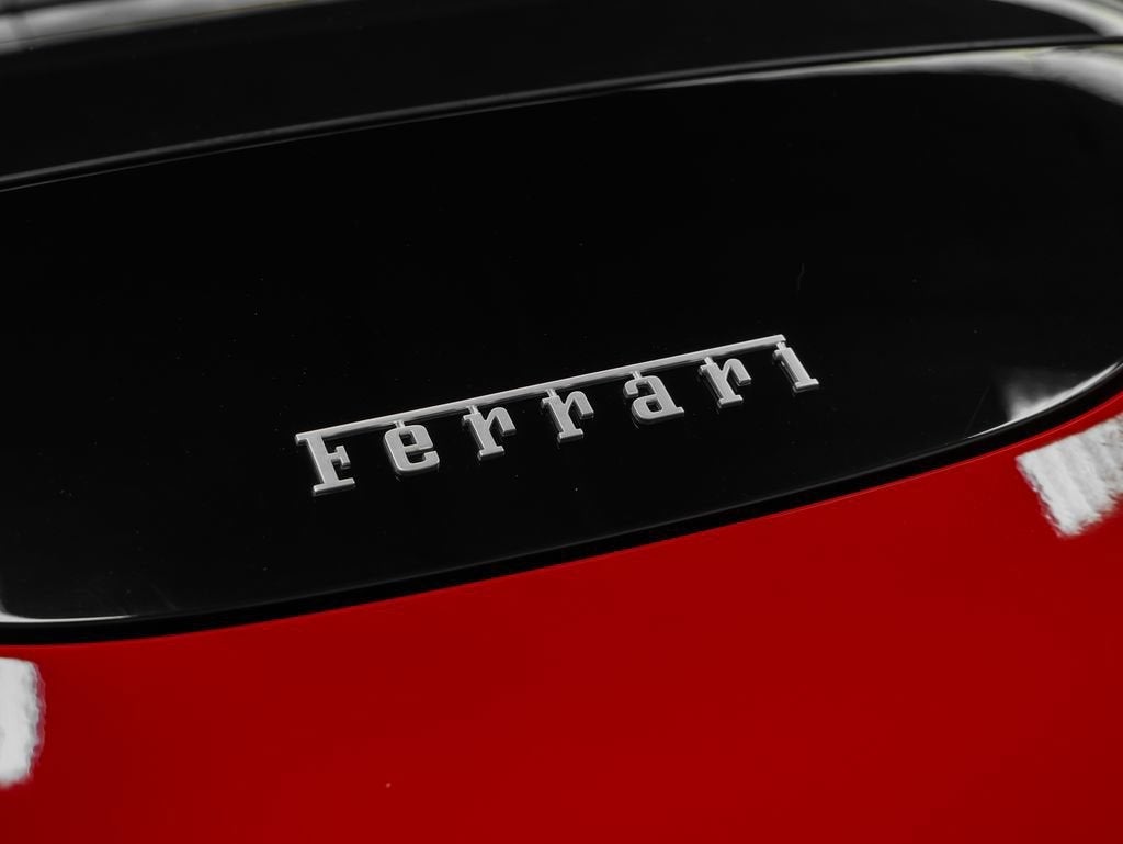 2023 Ferrari Roma Base