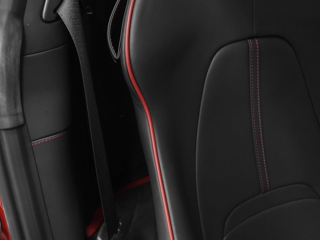 2022 Ferrari Roma Base