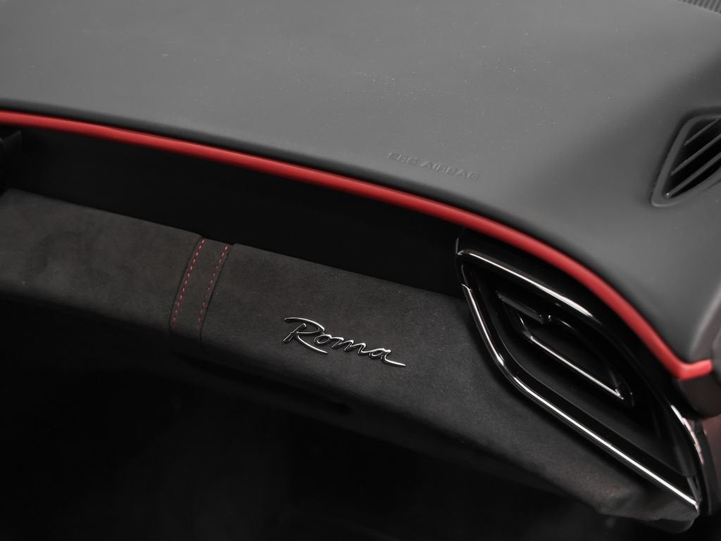2022 Ferrari Roma Base