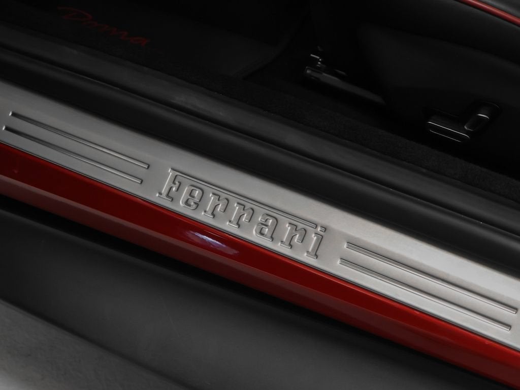 2022 Ferrari Roma Base