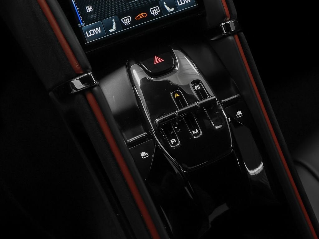 2022 Ferrari Roma Base