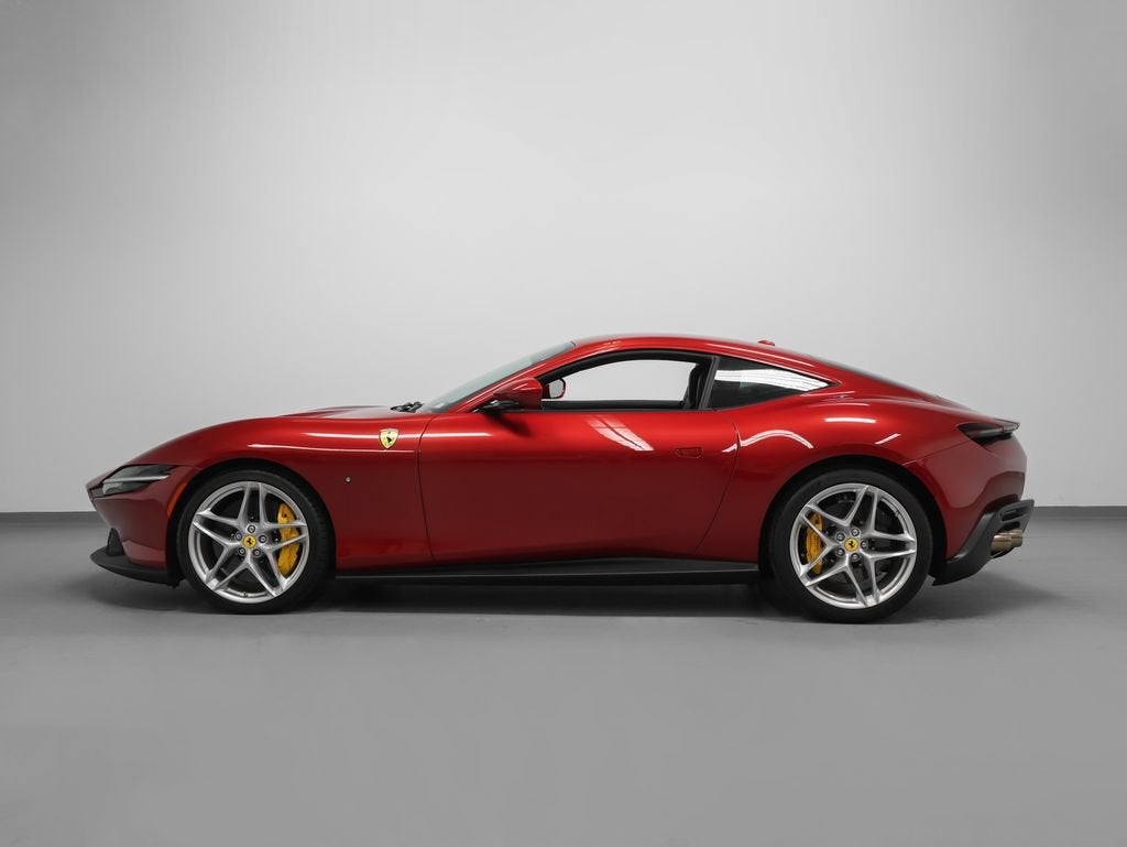 2022 Ferrari Roma Base