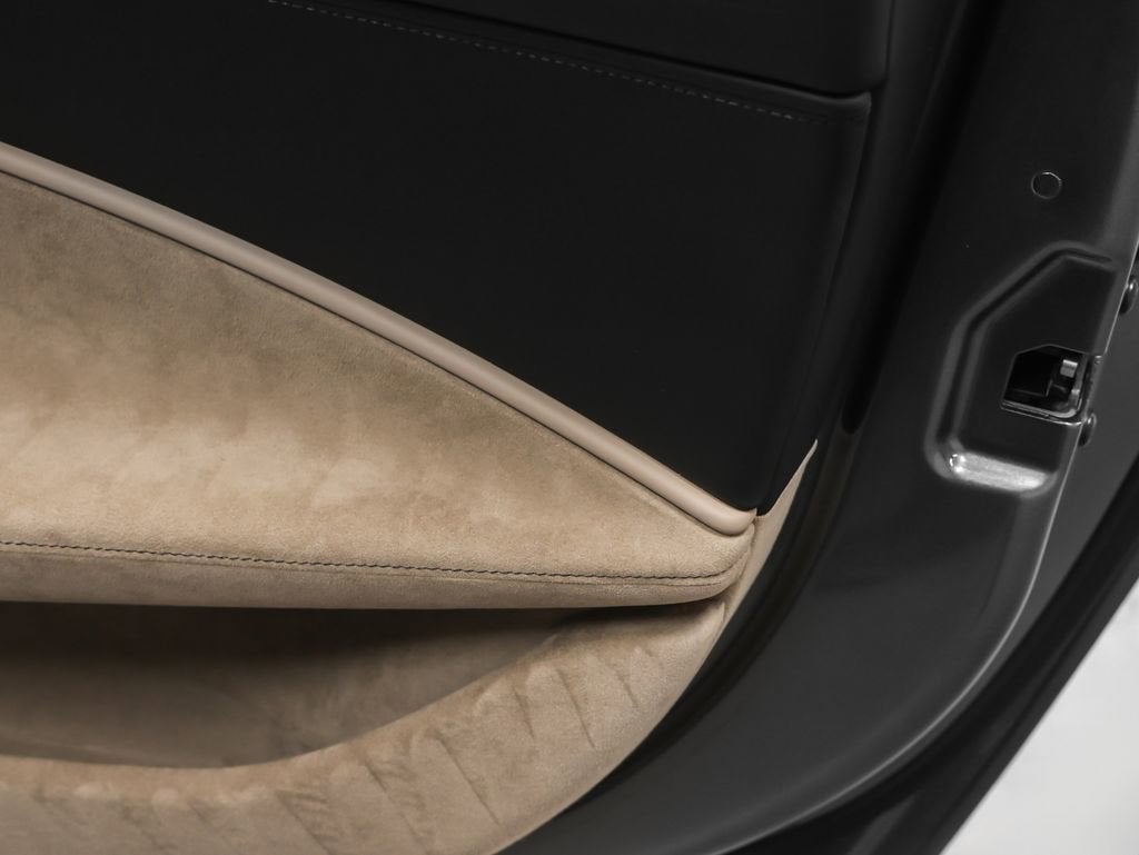 2022 Ferrari Roma Base