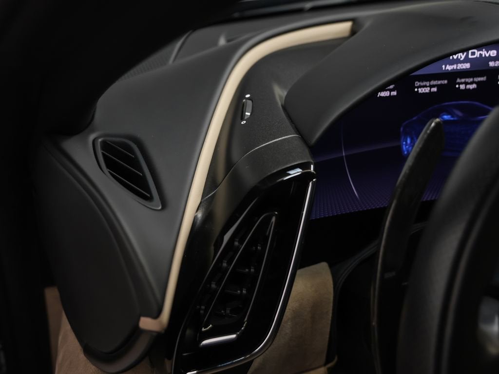 2022 Ferrari Roma Base