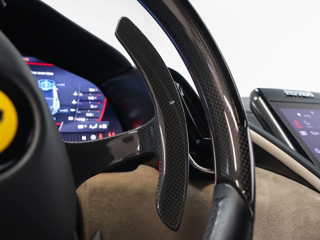 2022 Ferrari Roma Base