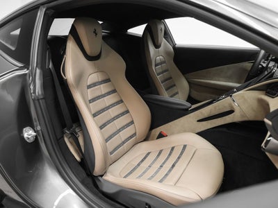 2022 Ferrari Roma Base