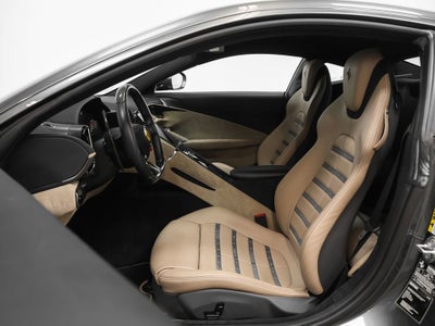 2022 Ferrari Roma Base