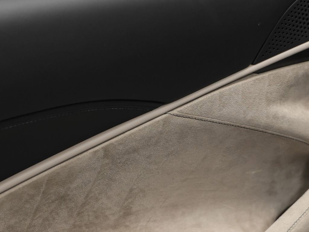 2022 Ferrari Roma Base