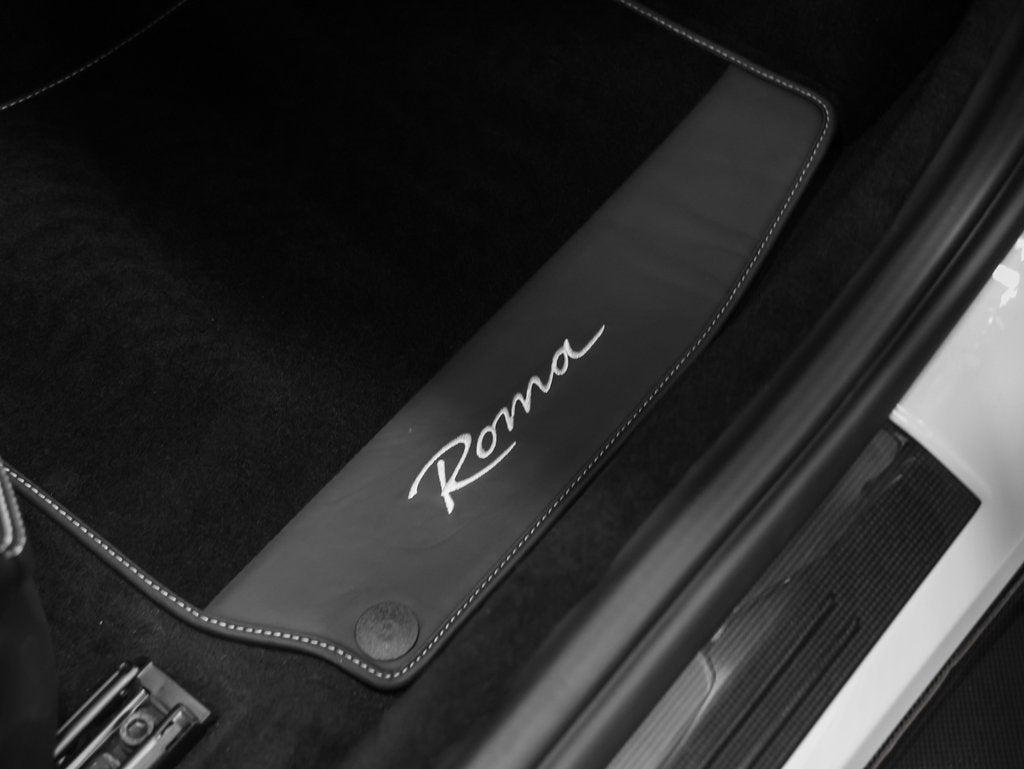 2023 Ferrari Roma Base