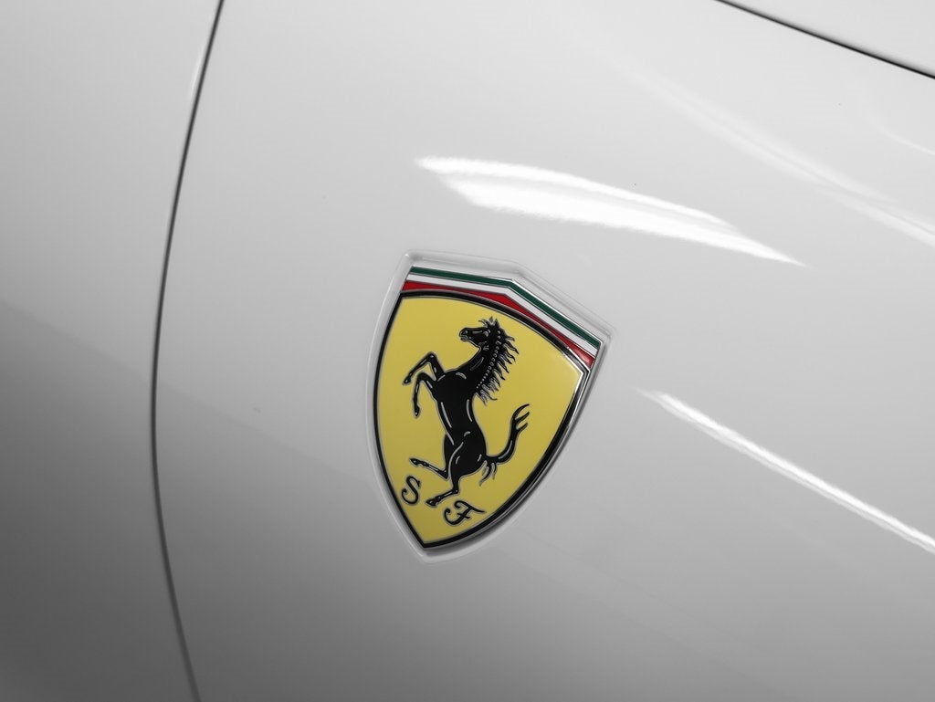 2023 Ferrari Roma Base