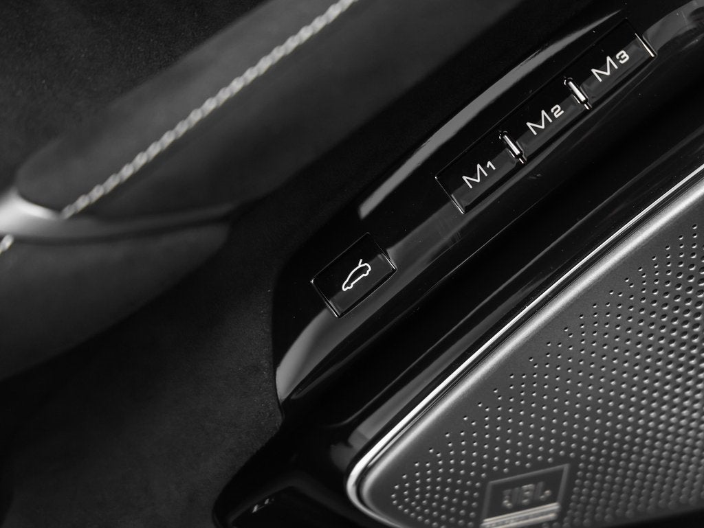 2023 Ferrari Roma Base