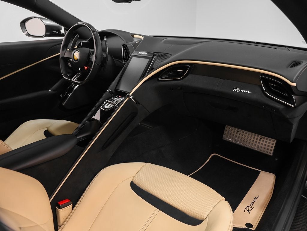 2024 Ferrari Roma Base