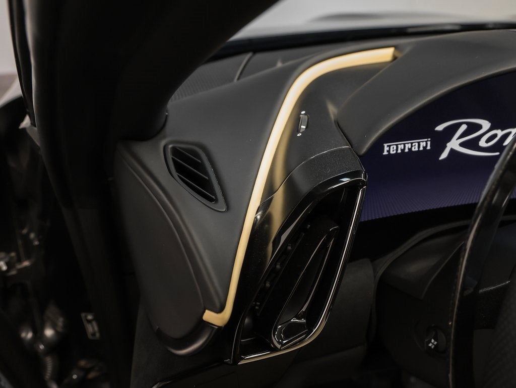 2024 Ferrari Roma Base