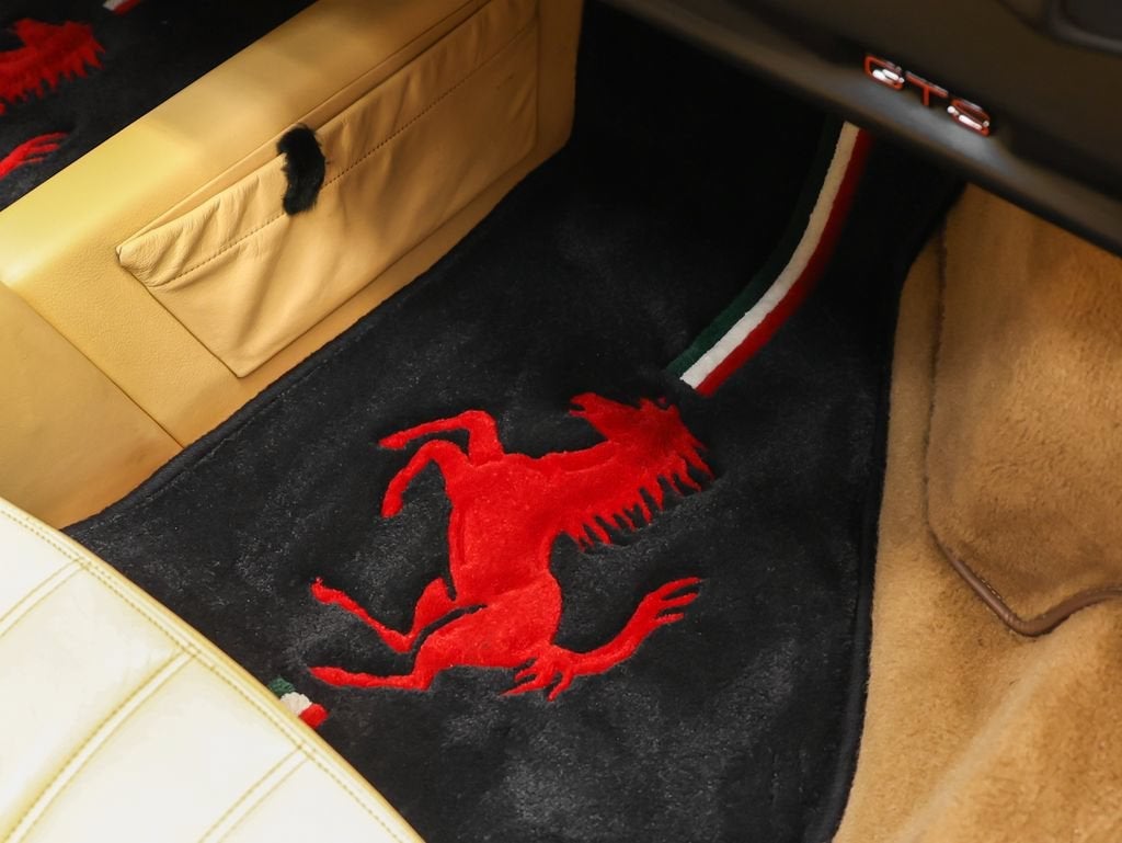 1986 Ferrari 328 GTS Base