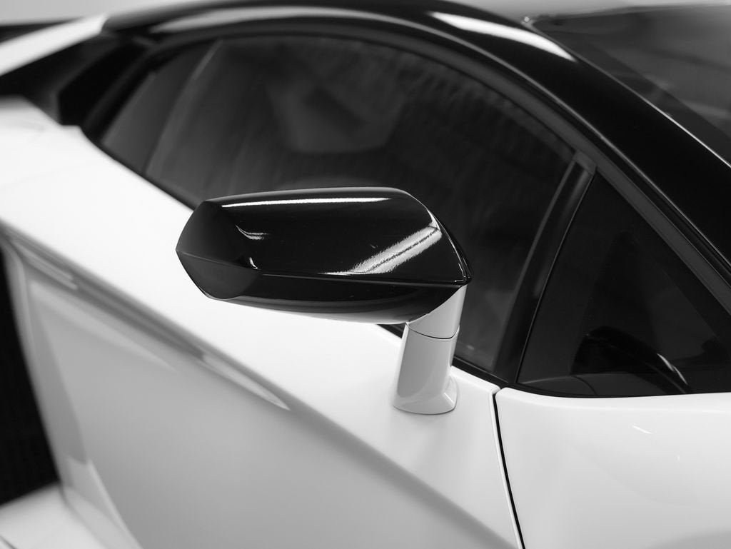 2014 Lamborghini Aventador Base