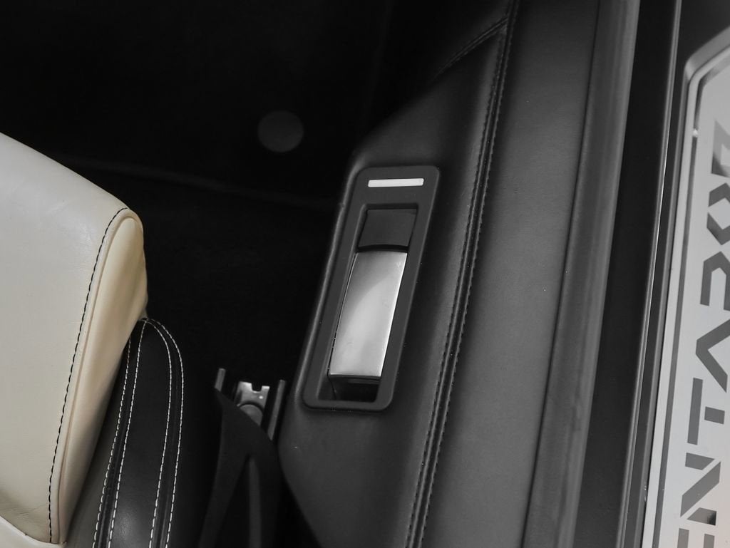 2014 Lamborghini Aventador Base