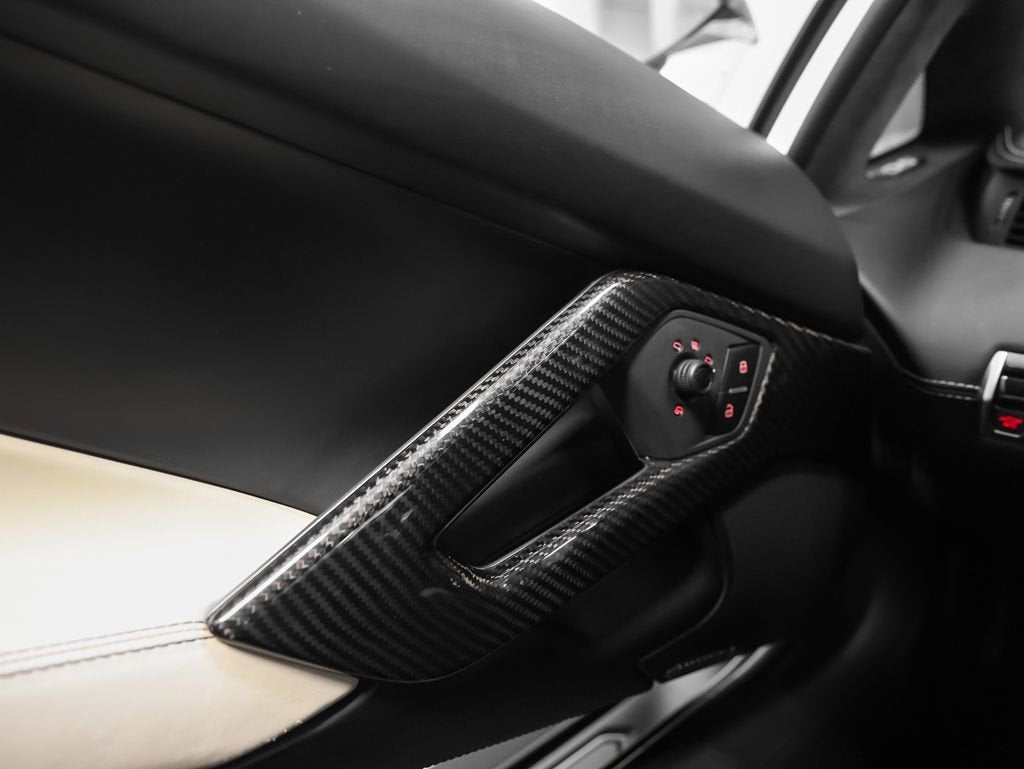 2014 Lamborghini Aventador Base