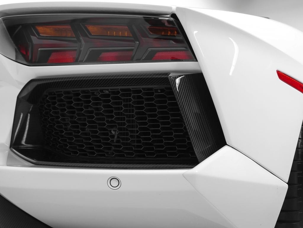 2014 Lamborghini Aventador Base