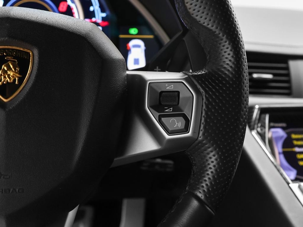 2014 Lamborghini Aventador Base