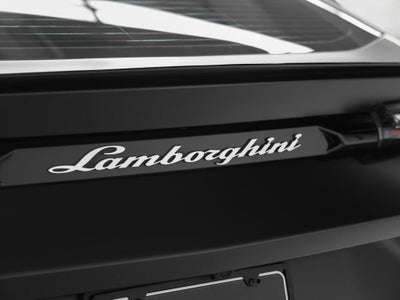 2022 Lamborghini Urus Base