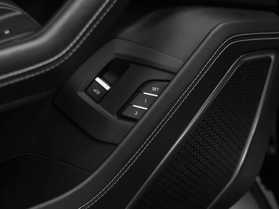 2022 Lamborghini Urus Base