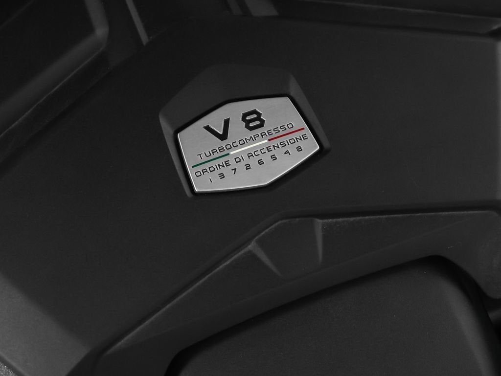 2022 Lamborghini Urus Base