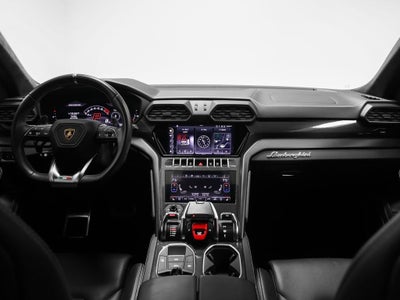 2022 Lamborghini Urus Base