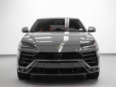 2022 Lamborghini Urus Base