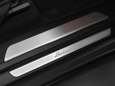 2022 Lamborghini Urus Base