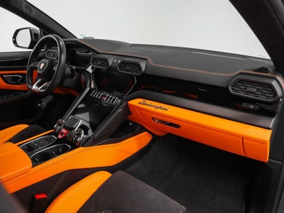 2022 Lamborghini Urus Base
