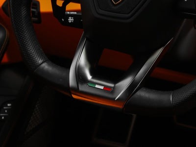 2022 Lamborghini Urus Base