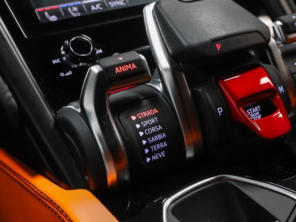 2022 Lamborghini Urus Base
