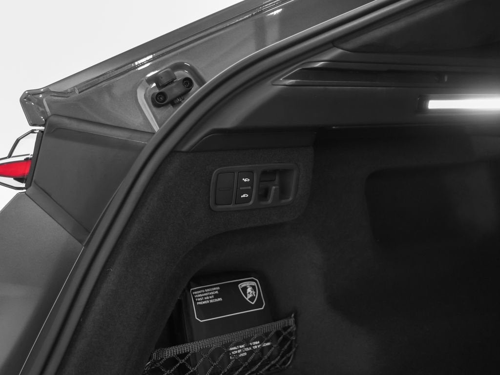 2024 Lamborghini Urus S