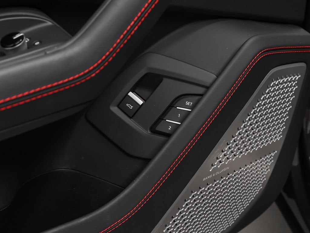 2024 Lamborghini Urus S