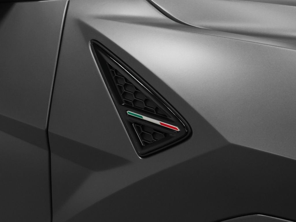 2024 Lamborghini Urus S