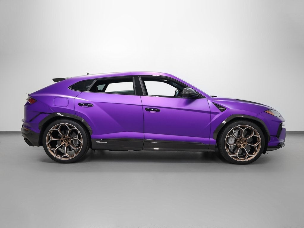 2024 Lamborghini Urus Performante