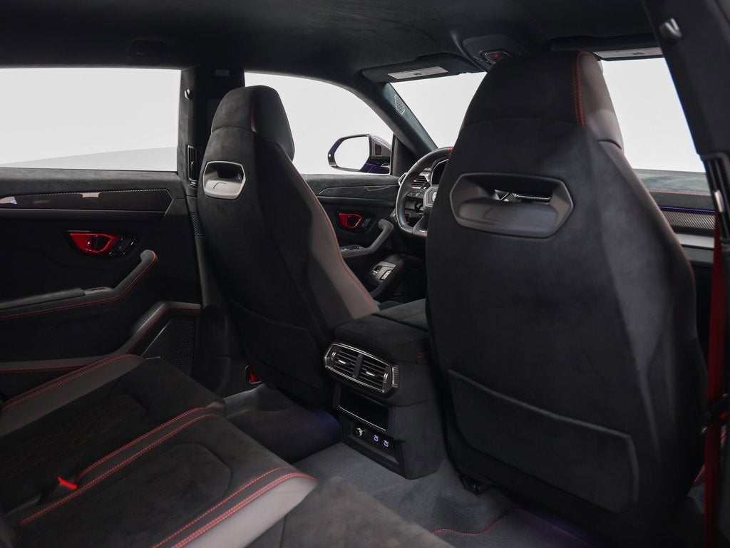 2024 Lamborghini Urus Performante