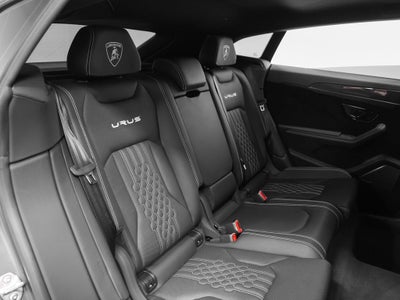2023 Lamborghini Urus Performante