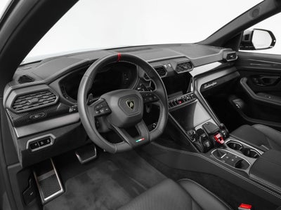 2023 Lamborghini Urus Performante