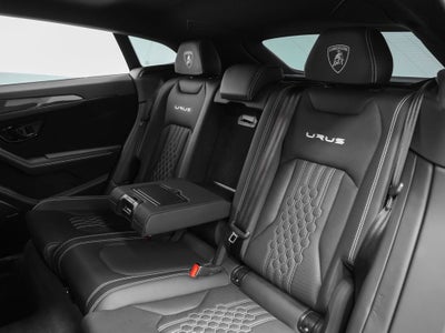 2023 Lamborghini Urus Performante