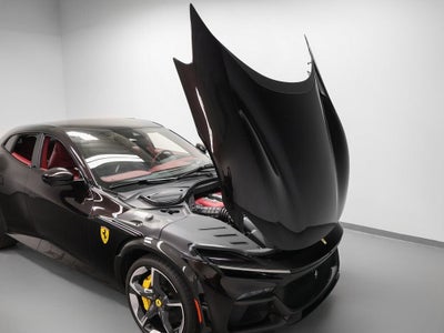 2025 Ferrari Purosangue Base