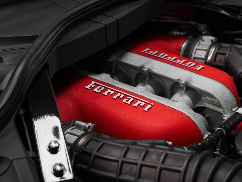 2025 Ferrari Purosangue Base