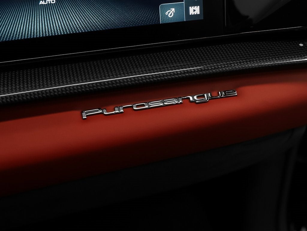 2025 Ferrari Purosangue Base