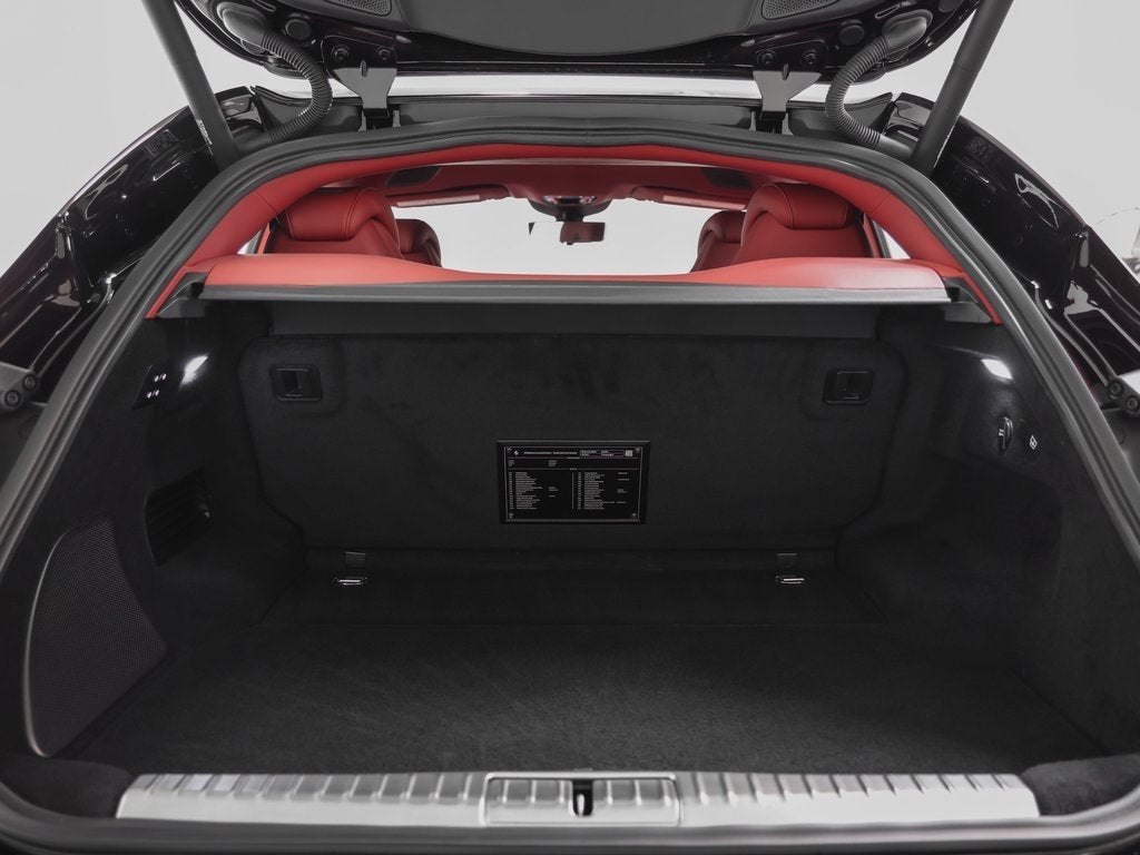 2025 Ferrari Purosangue Base